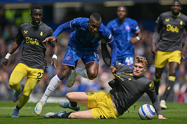 Chelsea chật vật thắng Everton, nuôi mộng dự Champions League ảnh 21