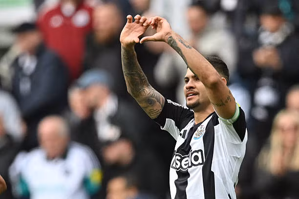 MU thua sốc trên sân Newcastle ảnh 21 MU thua sốc trên sân Newcastle ảnh 21