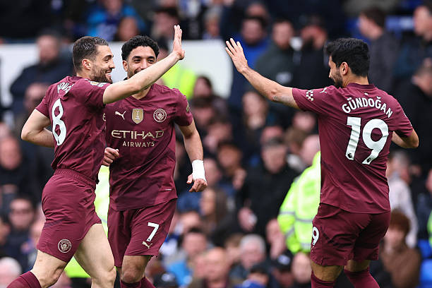 Man City đánh bại Everton bằng 2 bàn thắng muộn ảnh 22