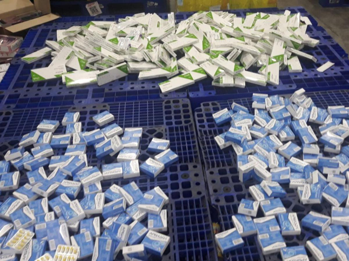 330 hộp thuốc Arbidol bị thu giữ