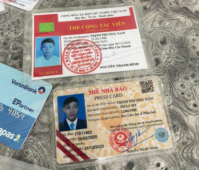 Cục Báo chí khẳng định thẻ nhà báo của Trịnh Phương Nam không phải thẻ của Bộ TT&TT cấp Cục Báo chí khẳng định thẻ nhà báo của Trịnh Phương Nam không phải thẻ của Bộ TT&TT cấp