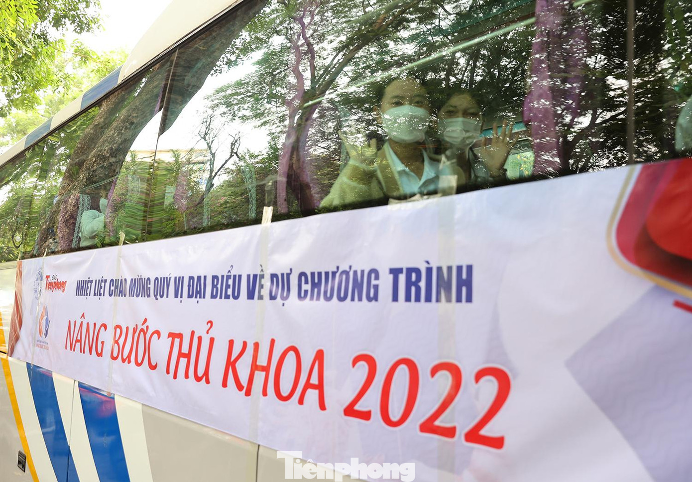 Trong khuôn khổ chương trình “Nâng bước thủ khoa”, sáng nay, các sinh viên là thủ khoa các ngành, trường ĐH ở khu vực phía Bắc đã tụ hội về Hà Nội tham gia các hoạt động.