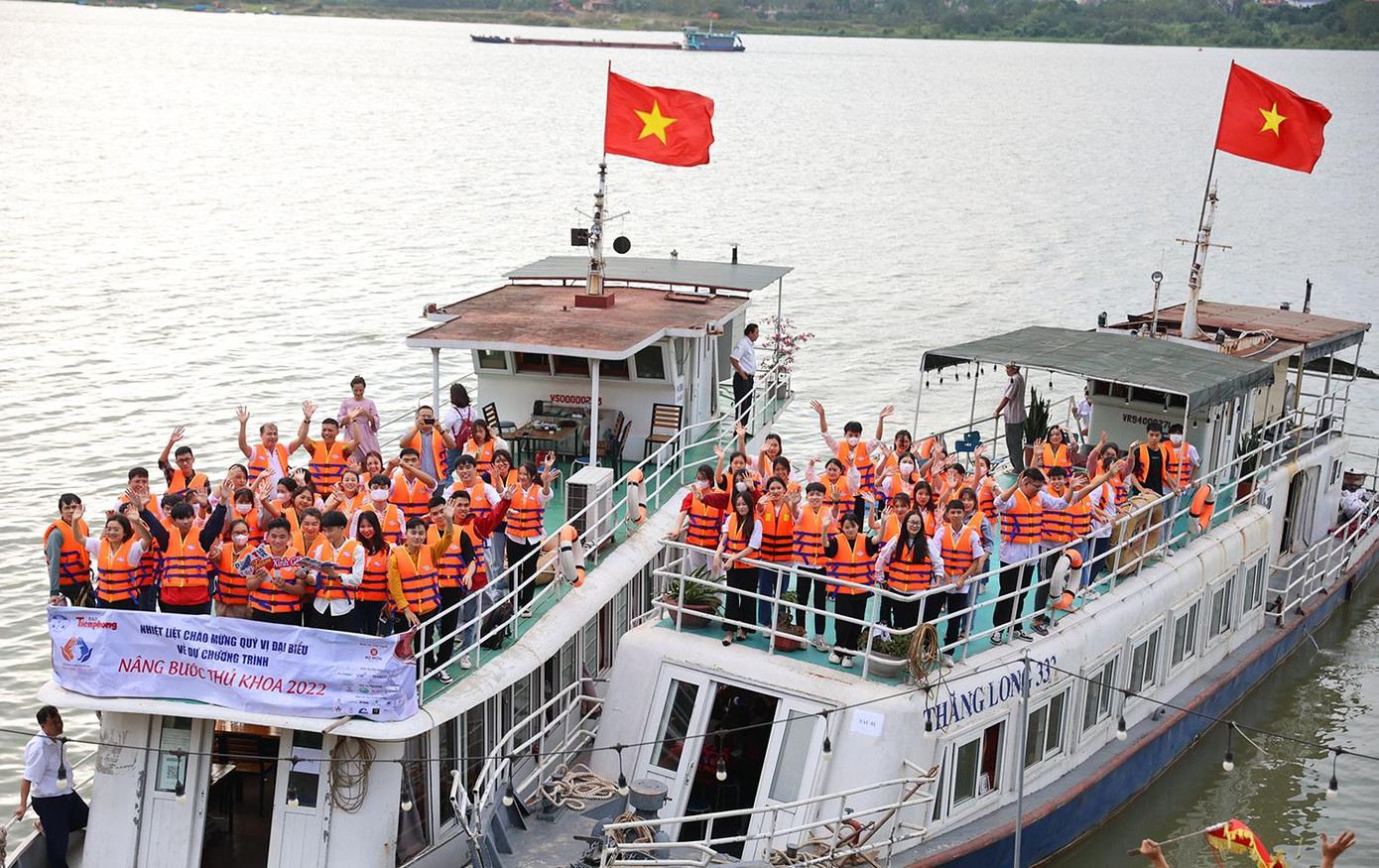 'Nâng bước Thủ khoa' năm 2022: Những câu chuyện chạm đến trái tim ảnh 1 'Nâng bước Thủ khoa' năm 2022: Những câu chuyện chạm đến trái tim ảnh 1