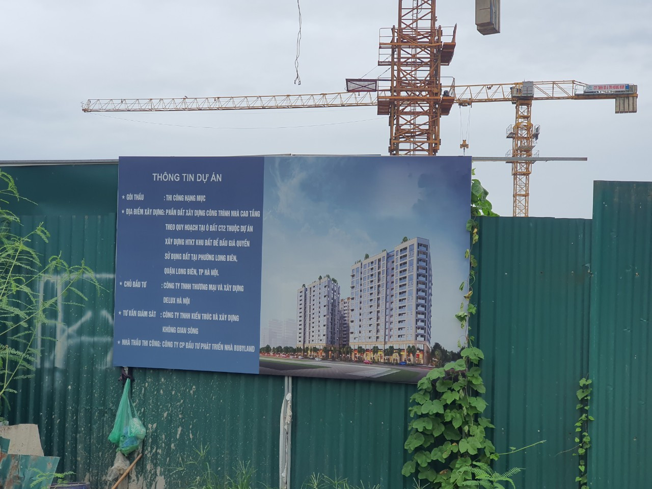 Dự án Xây dựng nhà ở cao tầng để bán tại ô đất ký hiệu CT2 thuộc Dự án xây dựng HTKT khu đất để đấu giá quyền sử dụng đất tại phường Long Biên (quận Long Biên, Hà Nội) do Công ty TNHH Thương mại và Xây dựng Delux Hà Nội làm chủ đầu tư. Dự án Xây dựng nhà ở cao tầng để bán tại ô đất ký hiệu CT2 thuộc Dự án xây dựng HTKT khu đất để đấu giá quyền sử dụng đất tại phường Long Biên (quận Long Biên, Hà Nội) do Công ty TNHH Thương mại và Xây dựng Delux Hà Nội làm chủ đầu tư.