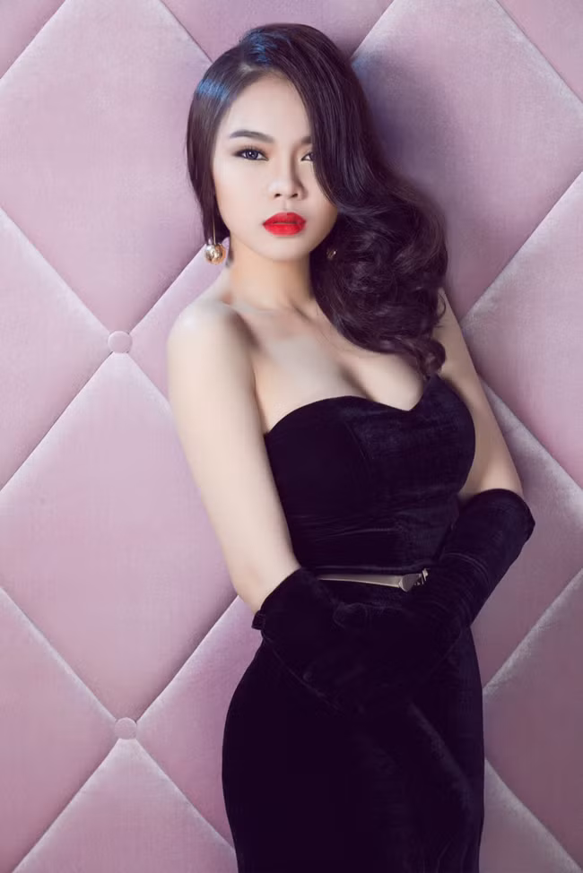 Những mỹ nhân nóng bỏng của làng nhạc Việt ảnh 17