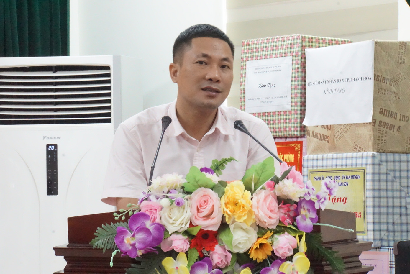 Ông Nguyễn Huy Thiêm – Giám đốc truyền thông Công ty Cổ phần (CTCP) Him Lam nói: "Chiến tranh đã đi qua nhưng giá trị của những đóng góp và cống hiến vẫn mãi trường tồn với thời gian. Các bác đã chấp nhận hy sinh một phần máu thịt của mình để chúng cháu được hưởng sự hoà bình ngày hôm nay. Cháu xin thay mặt Công ty Cổ phần Him Lam được bày tỏ lòng biết ơn tới các bác”.