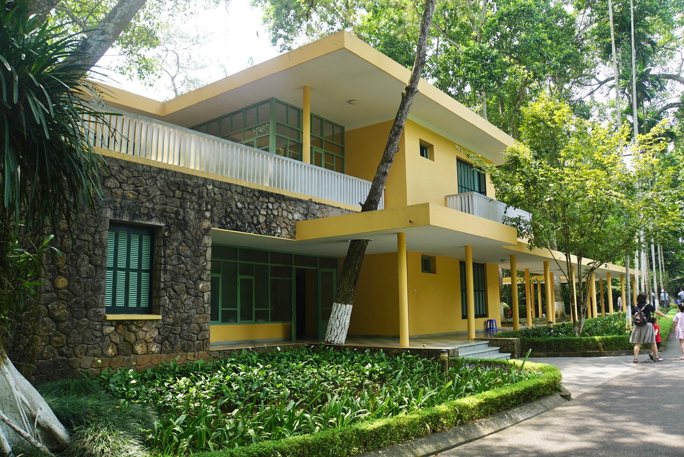 Căn nhà từng là nơi Chủ tịch Hồ Chí Minh sử dụng để tiếp khách.