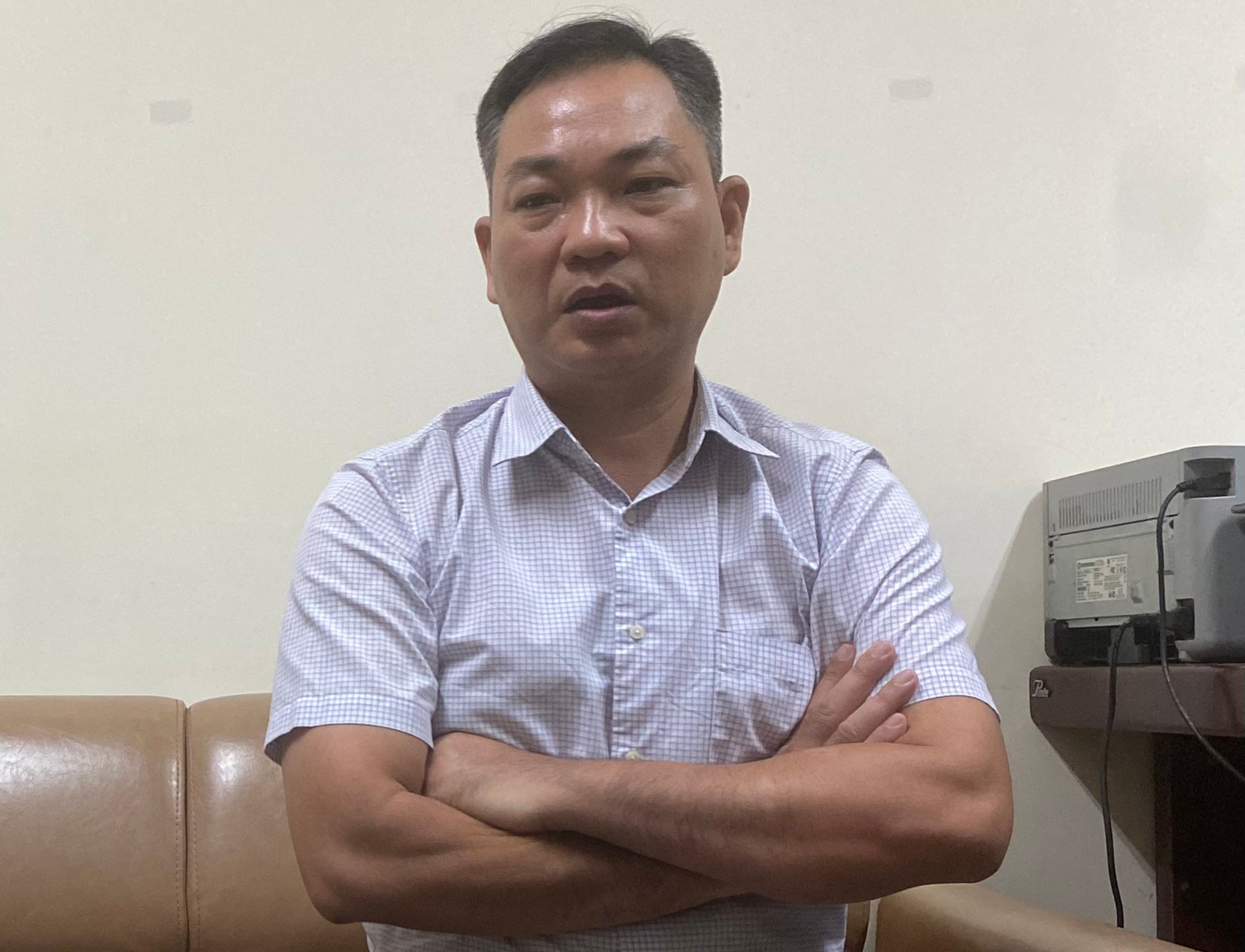 Ông Lê Trí Dũng - Phó Giám đốc Ban quản lý Dự án Đầu tư xây dựng quận Ba Đình tại buổi làm việc với báo Tiền Phong.