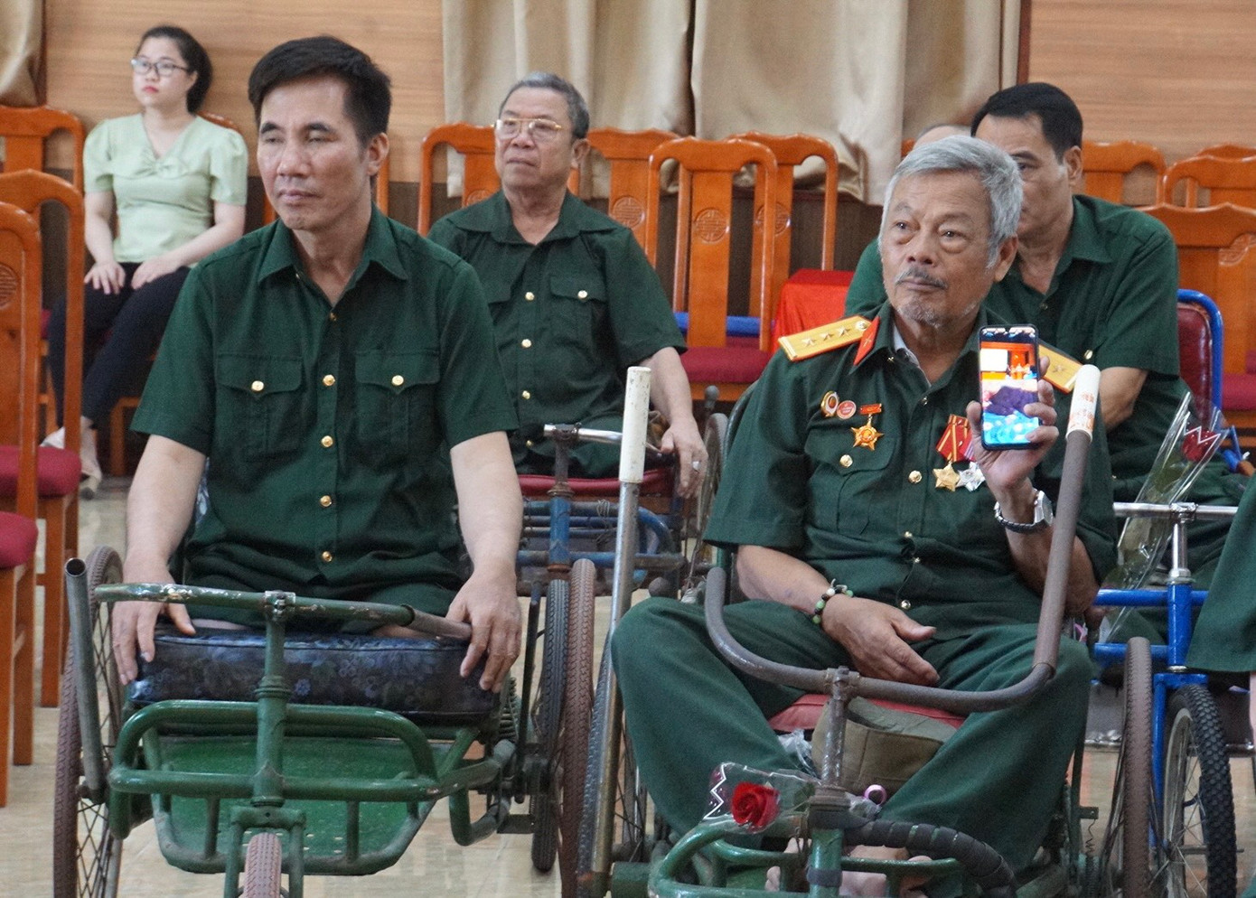 Các thương binh nặng tại Trung tâm điều dưỡng thương bệnh binh nặng và người có công Liêm Cần (tỉnh Hà Nam)