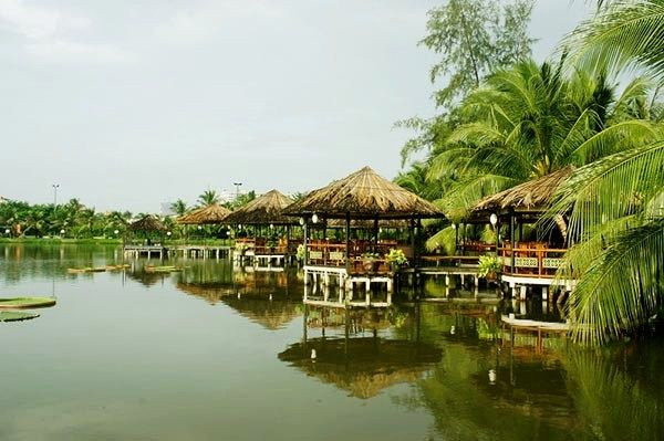 Địa điểm vui chơi giải trí không thể bỏ lỡ dịp Tết dương lịch ở TP.HCM ảnh 3