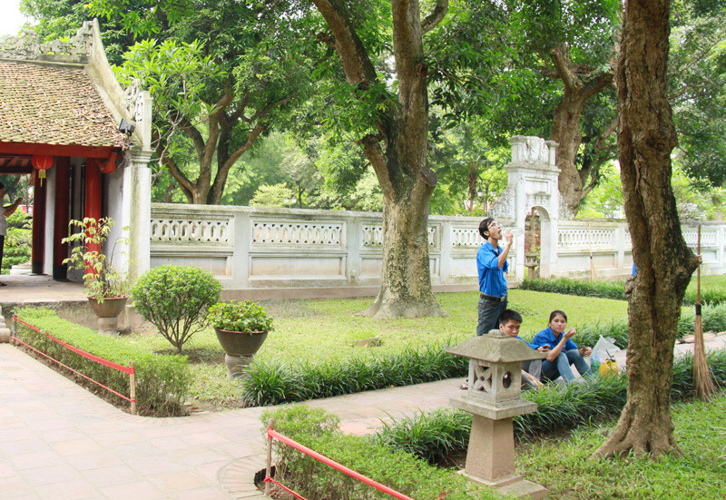 Giây phút nghỉ giải lao. Ảnh: Trường Phong