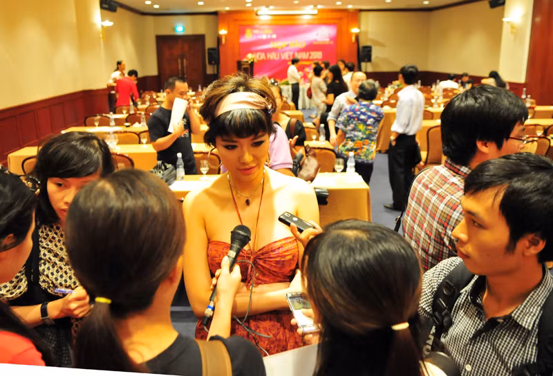 Hoa hậu Thu Thủy vẫn đẹp mặn mà ảnh 6