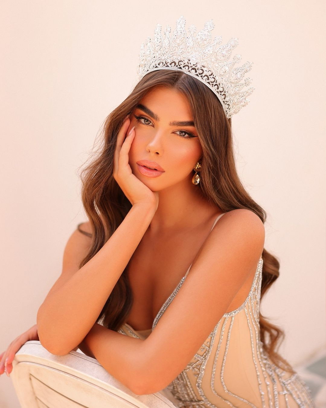 Franceska từng tham gia Hoa hậu Albania 2020 và giành ngôi á hậu 1. Cô bắt đầu sự nghiệp người mẫu từ năm 15 tuổi. Nhờ nhan sắc ấn tượng, Franceska nhanh chóng trở thành người mẫu của nhiều thương hiệu thời trang lớn trên thế giới.