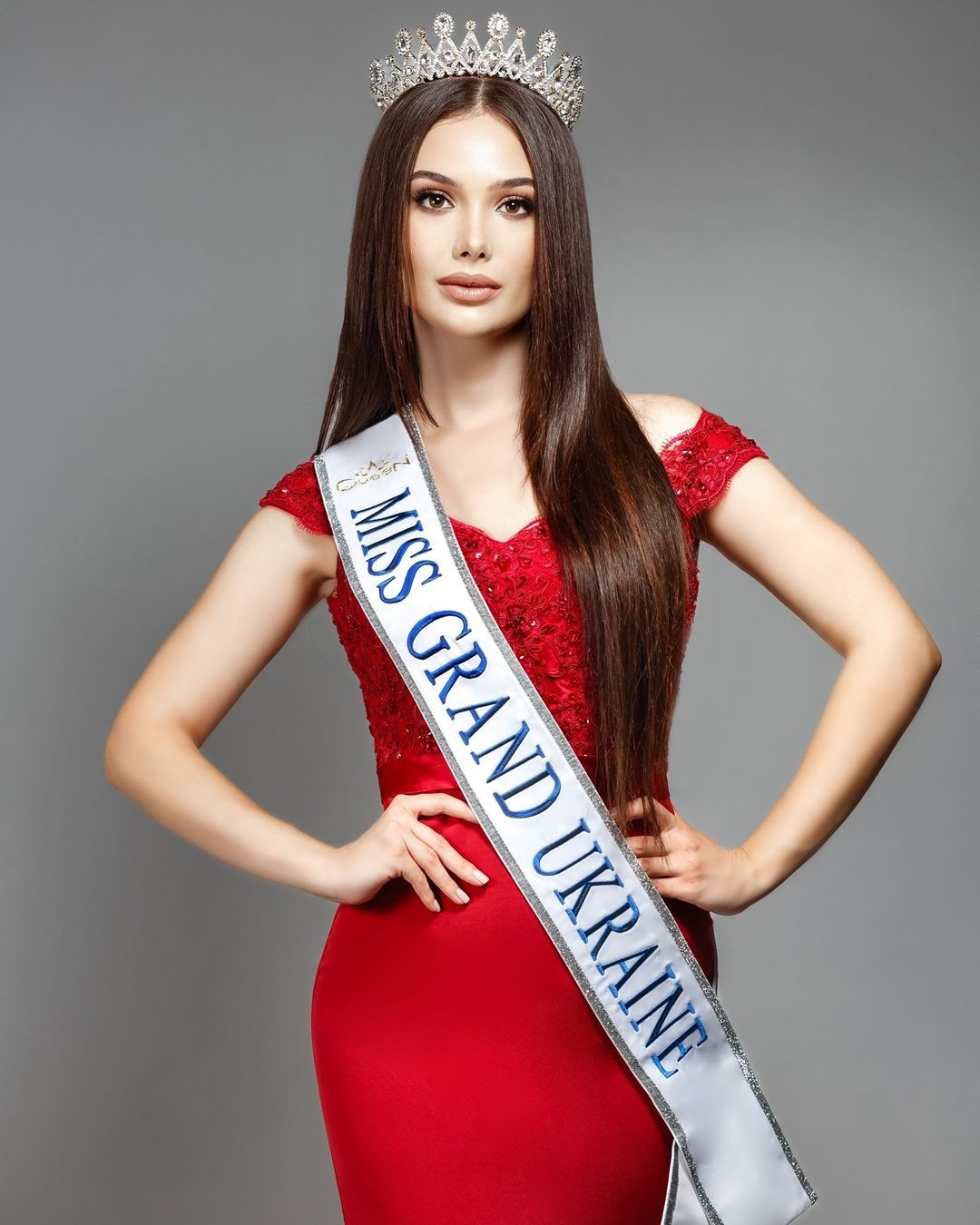 Người đẹp Ukraine - Kateryna Bilyk bỏ thi Hoa hậu Hòa bình.