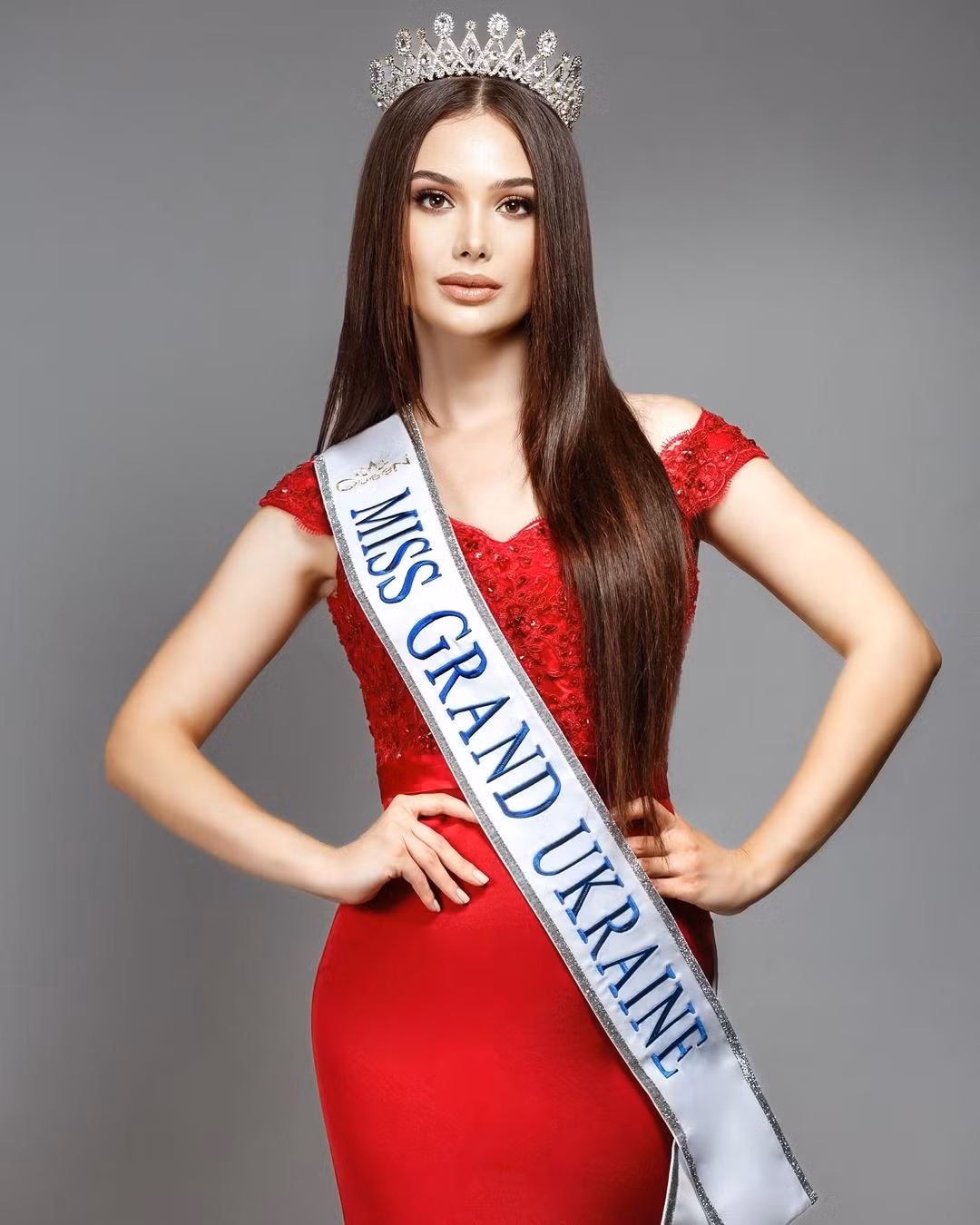 Người đẹp Ukraine - Kateryna Bilyk bỏ thi Hoa hậu Hòa bình.