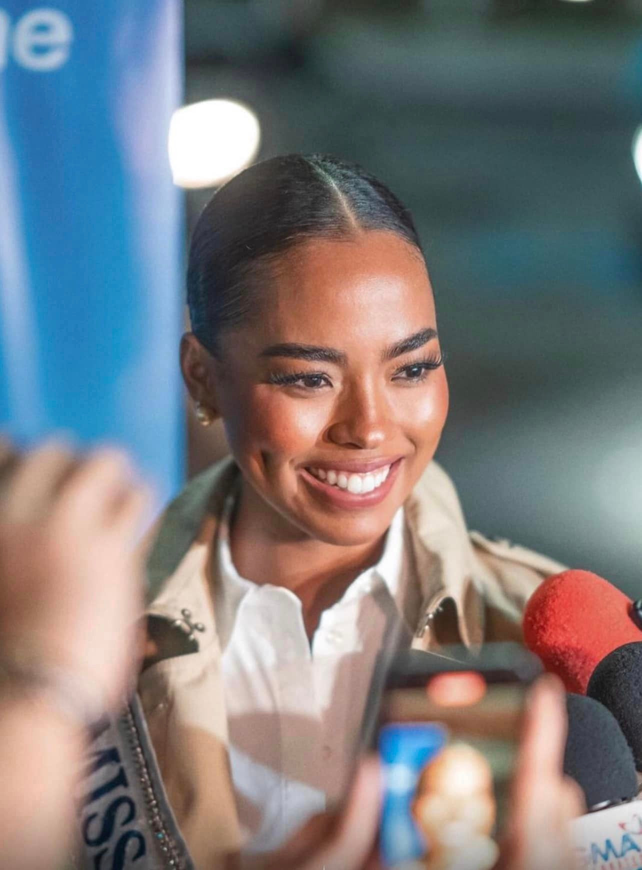 Sau đêm chung kết, trên các diễn đàn sắc đẹp đã nổ ra những cuộc tranh luận về nhan sắc của Chelsea. Nhiều người nhận xét cô không nổi trội so với những người đẹp còn lại trong top 5. Nhưng cũng có nhiều ý kiến bảo vệ Chelsea, cho rằng cô là màu sắc khác biệt mà Philippines gửi tới đấu trường Hoa hậu Hoàn vũ năm nay.