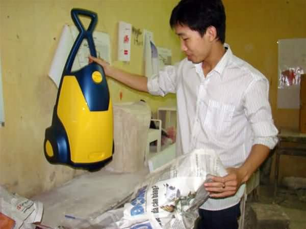 Một bài tốt nghiệp của chuyên ngành tạo dáng công nghiệp như thế này cũng tốn cả chục triệu đồng. Ảnh: Đỗ Hợp. Một bài tốt nghiệp của chuyên ngành tạo dáng công nghiệp như thế này cũng tốn cả chục triệu đồng. Ảnh: Đỗ Hợp.