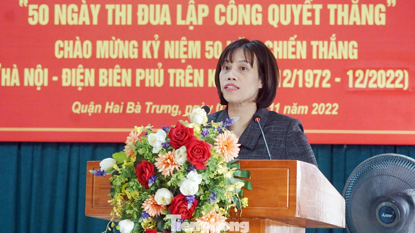 Bà Nguyễn Thị Thu Hiền – Phó Chủ tịch UBND quận Hai Bà Trưng phát biểu chỉ đạo tại buổi Lễ.