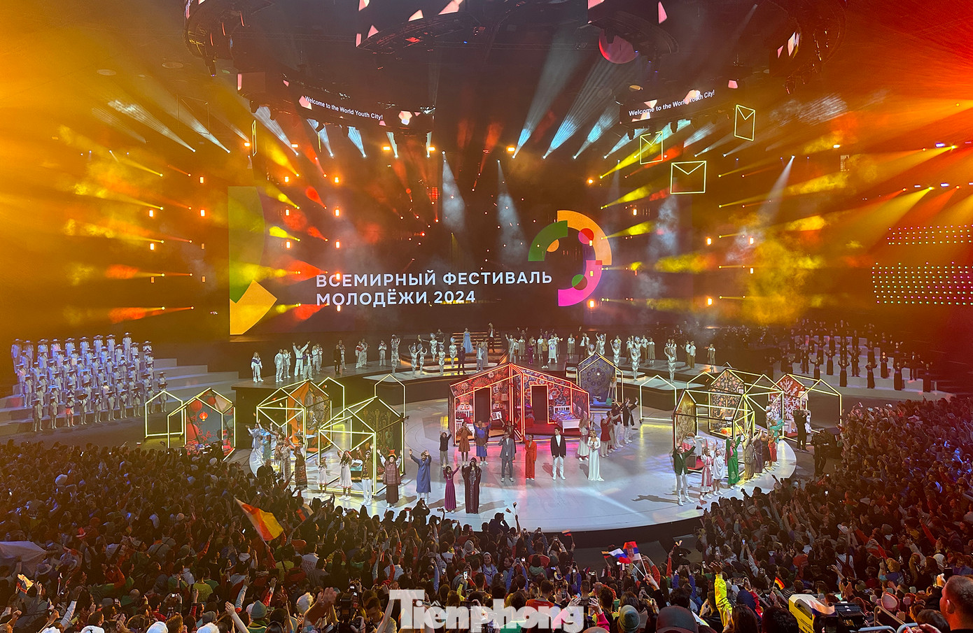 Chương trình khai mạc diễn ra công phu, hoành tráng. Ảnh: Xuân Tùng Chương trình khai mạc diễn ra công phu, hoành tráng. Ảnh: Xuân Tùng