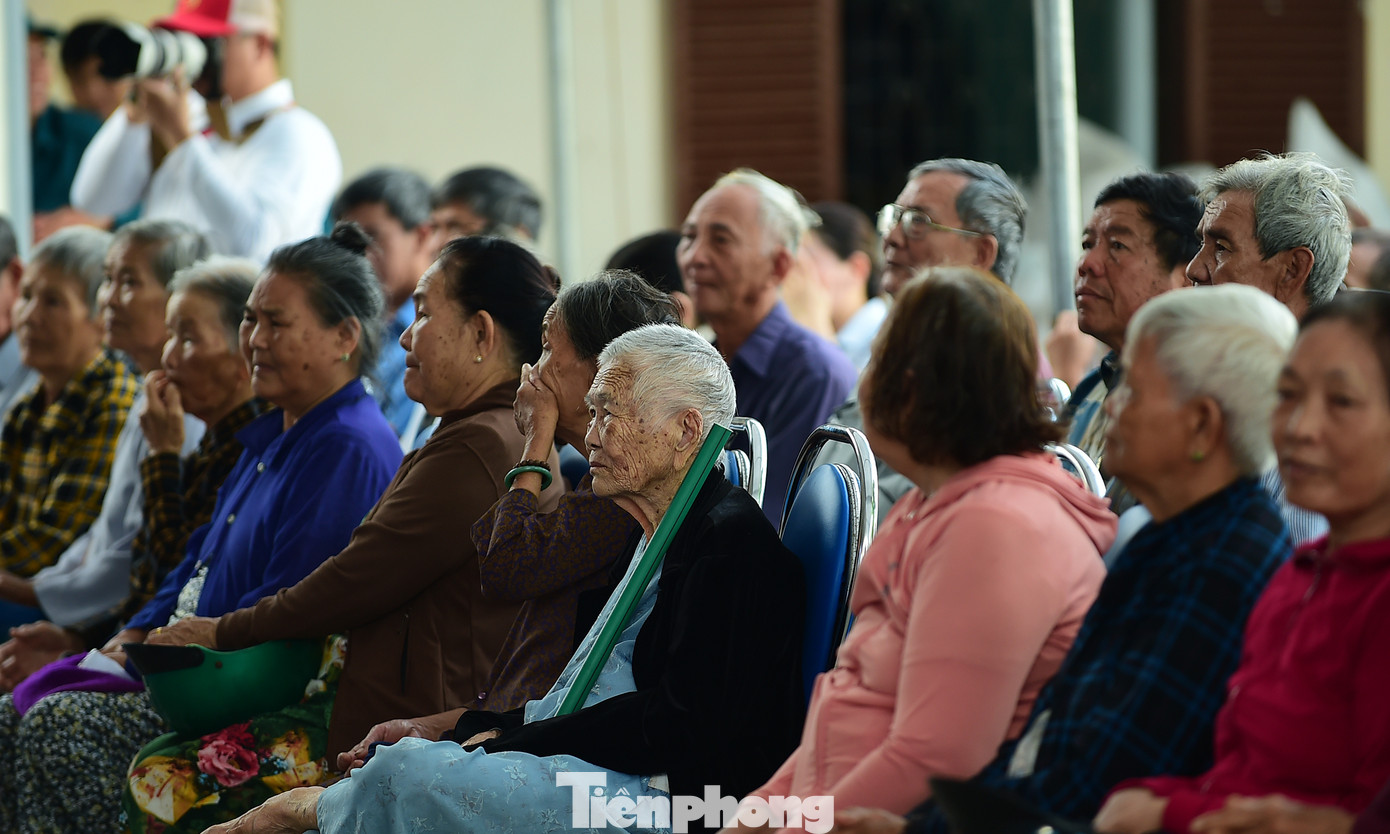 Đông đảo người dân tại xã An Hoà đã đến tham gia chương trình. Đông đảo người dân tại xã An Hoà đã đến tham gia chương trình.