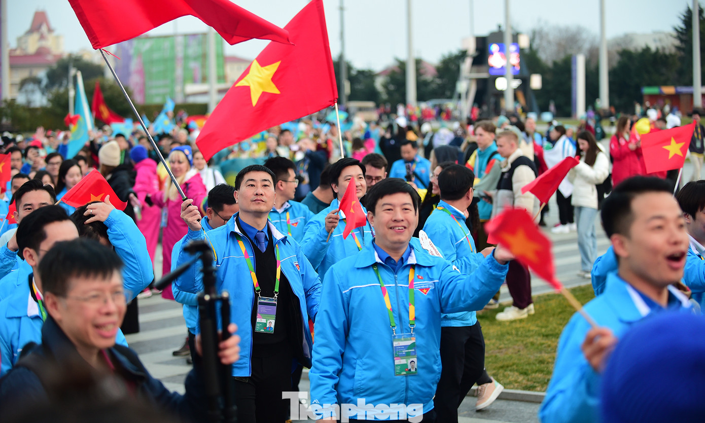 Cùng với đoàn đại biểu đến từ 5 châu, đoàn đại biểu thanh niên Việt Nam lan tỏa thông điệp đoàn kết, hợp tác vì hòa bình và phát triển; đồng thời quảng bá hình ảnh đất nước.