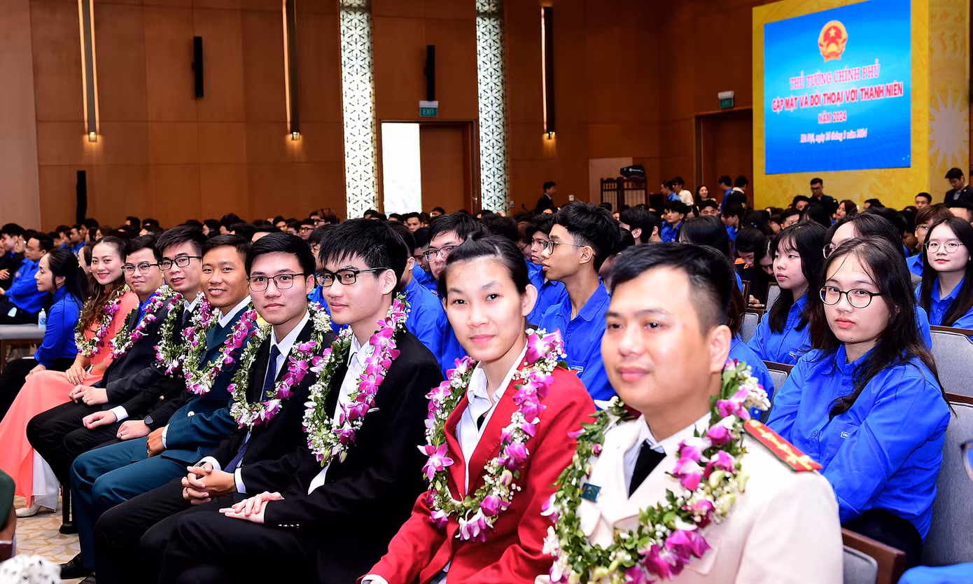 Các Gương mặt trẻ Việt Nam triển vọng năm 2023 tại chương trình. Ảnh: Xuân Tùng