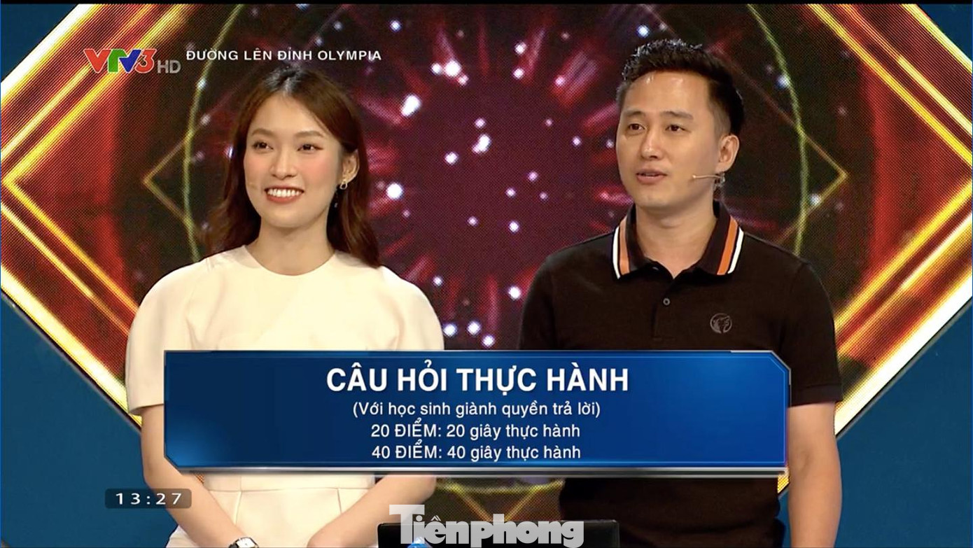 Luật chơi câu hỏi thực hành phần thi Về đích đối với thí sinh giành quyền trả lời