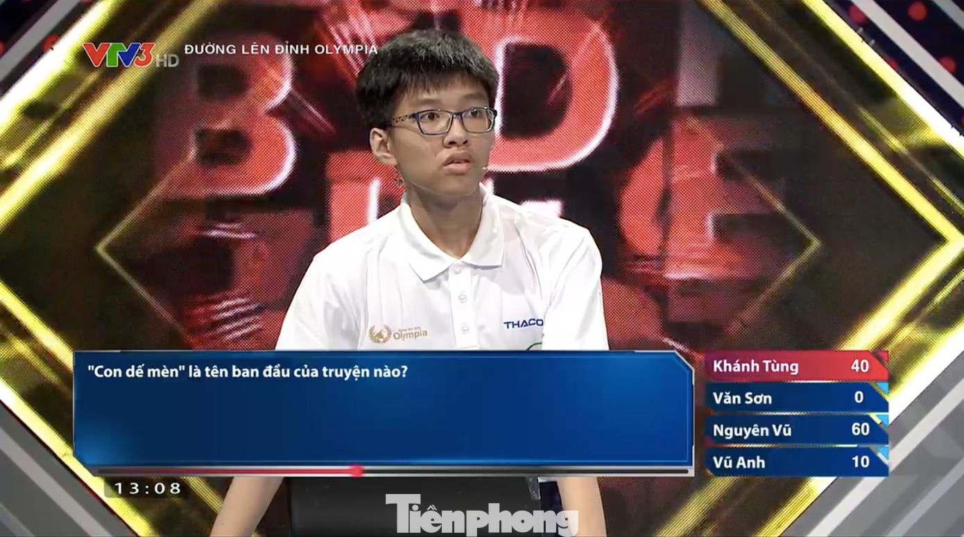 Thí sinh sẽ nhấn chuông để giành quyền trả lời trong phần thi Khởi động