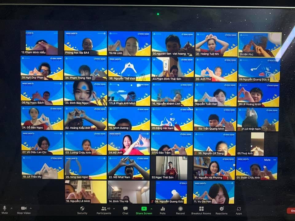 Hình ảnh trong lễ khai giảng trực tuyến được chia sẻ trên fanpage Trường Lương Thế Vinh Hình ảnh trong lễ khai giảng trực tuyến được chia sẻ trên fanpage Trường Lương Thế Vinh