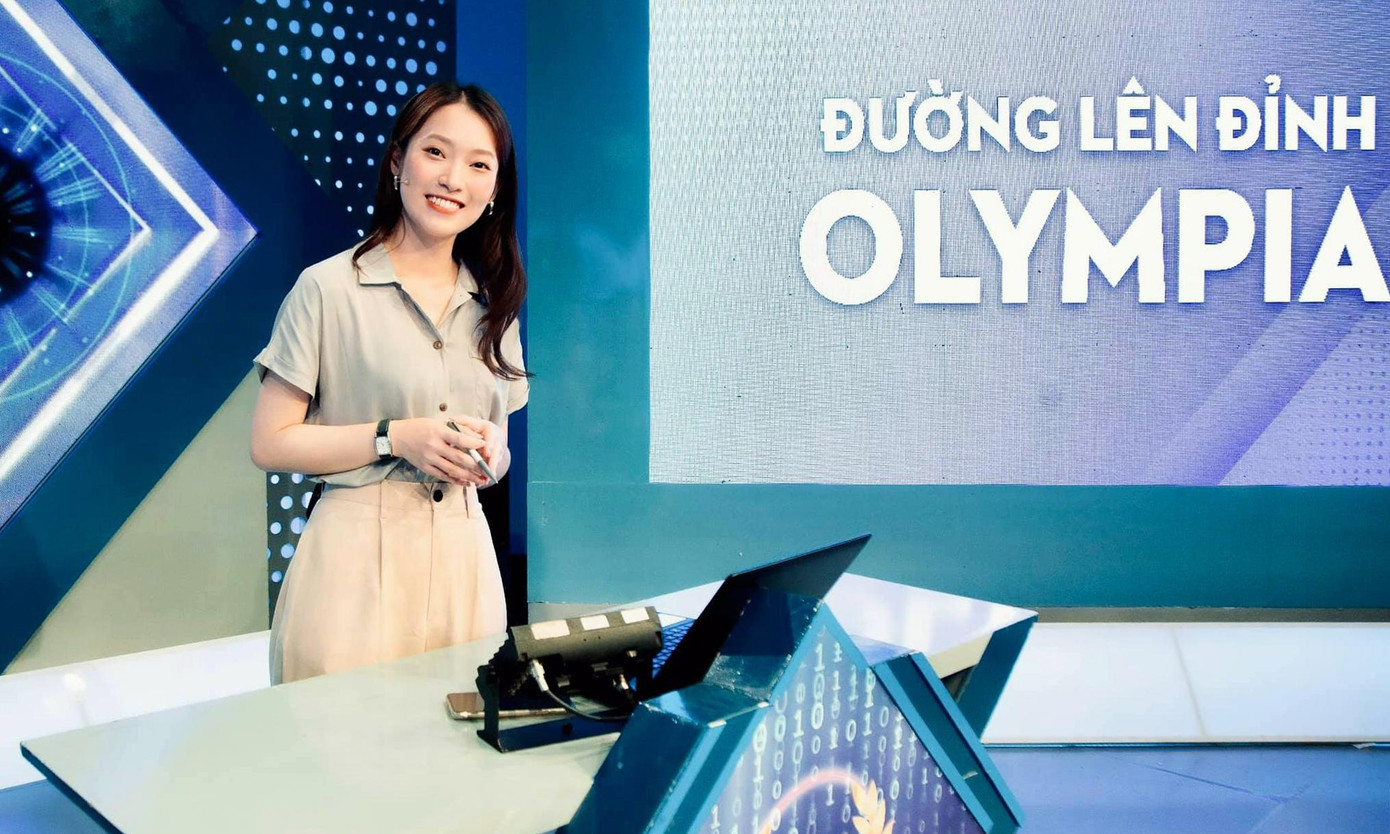 Khánh Vy là người dẫn chương trình trong Olympia năm thứ 22. Ảnh: FBCT Khánh Vy là người dẫn chương trình trong Olympia năm thứ 22. Ảnh: FBCT