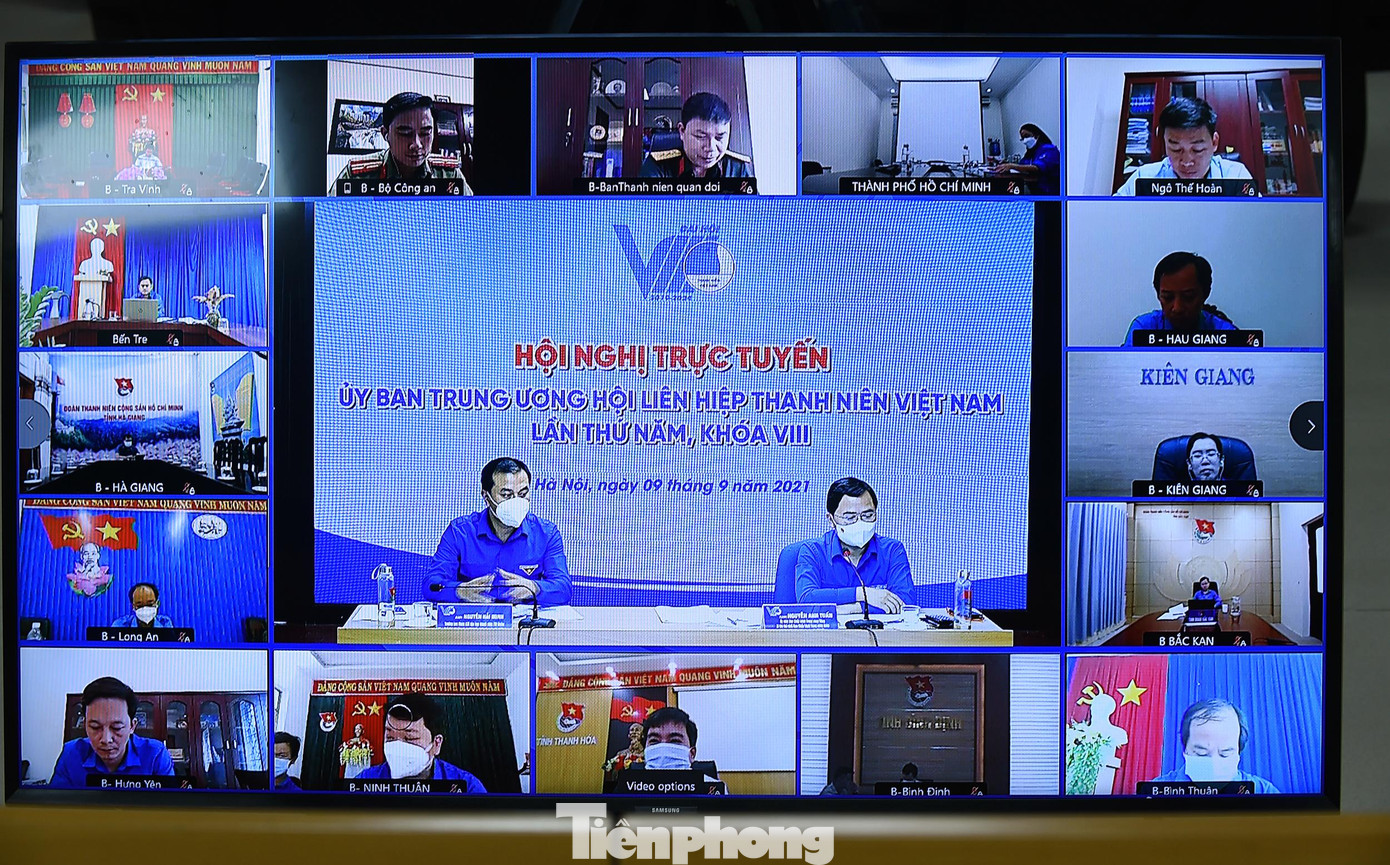 Hội nghị diễn ra theo hình thức trực tuyến. Ảnh: Xuân Tùng