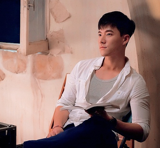 Ảnh cưới đẹp như mơ của mỹ nam ‘Hậu duệ mặt trời’ ảnh 5