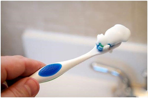 Mẹo đánh răng đúng cách ngừa ung thư tận gốc ảnh 1