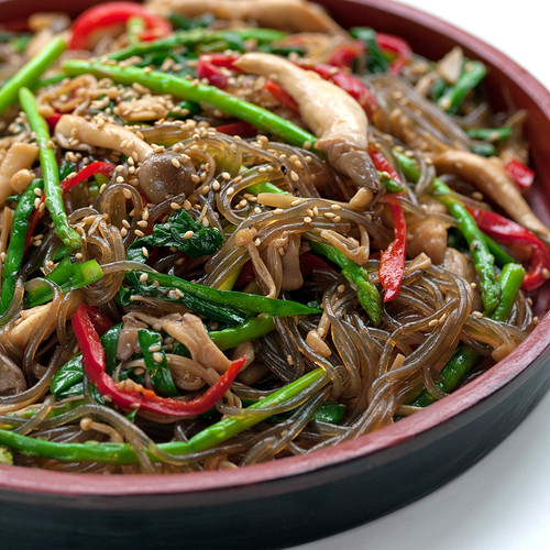 Công dụng và các món ngon dễ làm từ măng tây ảnh 4 Cuối tuần này hãy làm một đĩa miến xào chay nhanh gọn, đơn giản để nhẹ bụng và có thời gian nghỉ ngơi nhé.