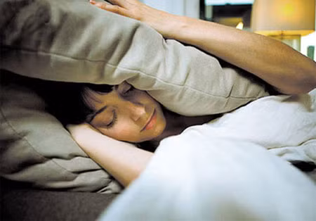 Choáng váng khi biết "lương khủng" của vợ ảnh 1