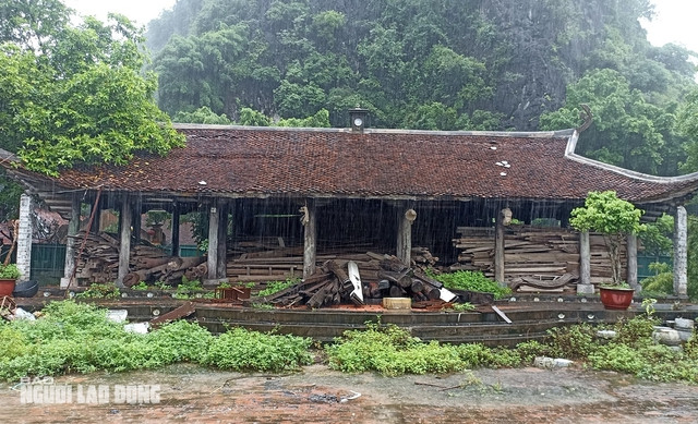 Những căn nhà cổ từ nhiều làng quê ở Đồng bằng Bắc Bộ, mỗi ngôi nhà cổ đều mang những câu chuyện riêng, một lối kiến trúc độc đáo riêng.