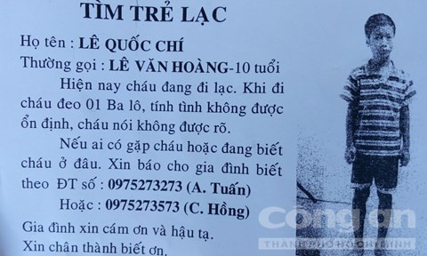 Bé trai bị ép giả bại não, bán hàng rong ảnh 2