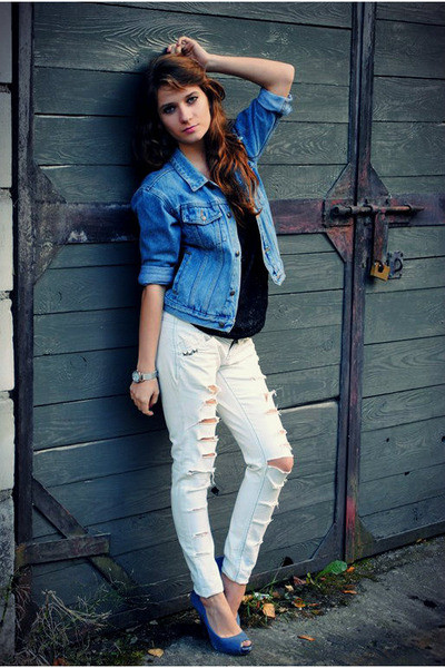 Những kiểu áo len phá cách mix layer hay mix cùng chân váy đem lại ho bạn gái vẻ đẹp ngọt ngào đáng yêu. Thời trang thu chắc chắn không thể thiếu những chiếc áo khoác như blazer, denim hay cardigan....