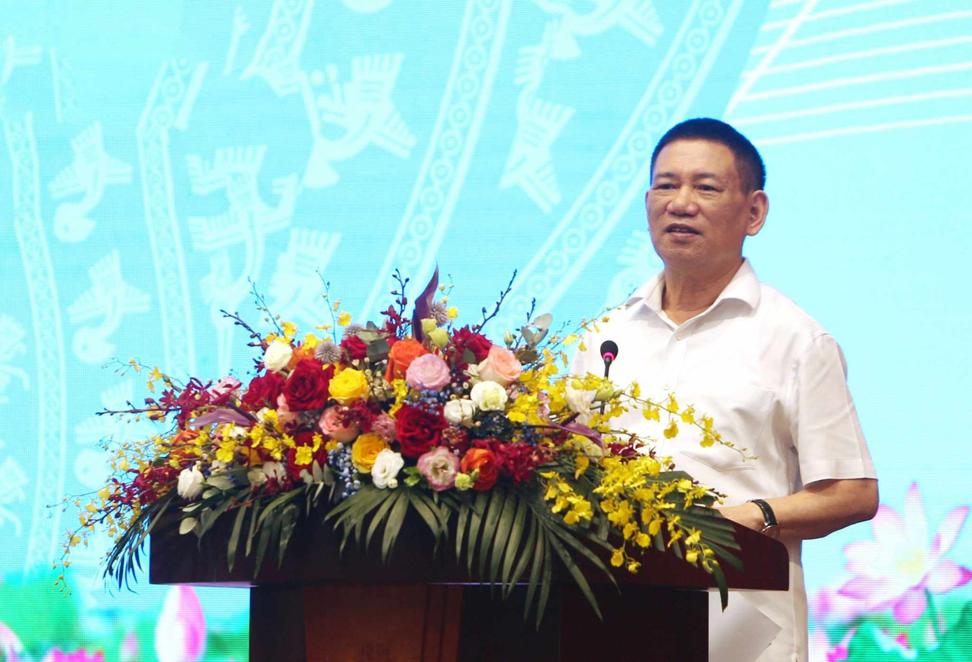 Bộ trưởng Tài chính Hồ Đức Phớc.