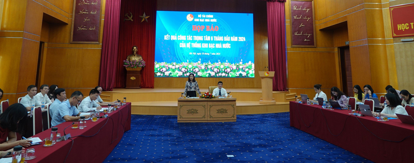 Toàn cảnh họp báo tình hình 6 tháng đầu năm của Kho bạc Nhà nước ngày 18/7.