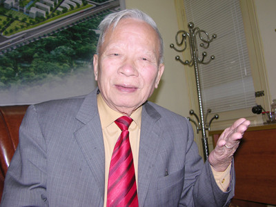 Nguyên Phó Thủ tướng Nguyễn Công Tạn. Phó Thủ tướng