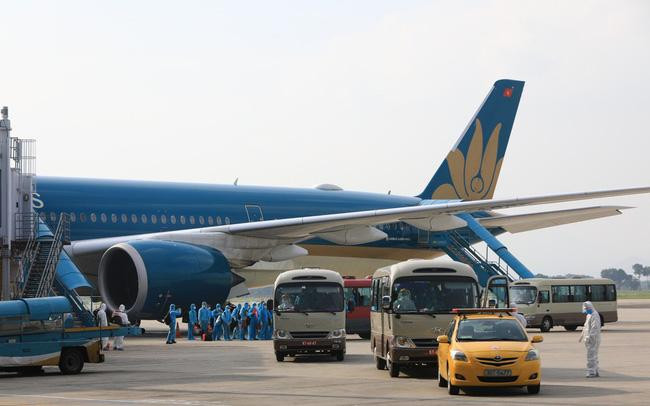 Mở rộng địa bàn thí điểm chuyến bay thương mại quốc tế tới châu Âu và Australia, để đáp ứng nhu cầu về nước của người Việt Nam ở nước ngoài dịp Tết Nguyên đán. Ảnh minh hoạ Mở rộng địa bàn thí điểm chuyến bay thương mại quốc tế tới châu Âu và Australia, để đáp ứng nhu cầu về nước của người Việt Nam ở nước ngoài dịp Tết Nguyên đán. Ảnh minh hoạ