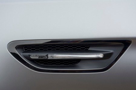 Vẻ đẹp hoàn mỹ của phiên bản BMW M5 đặc biệt ảnh 5