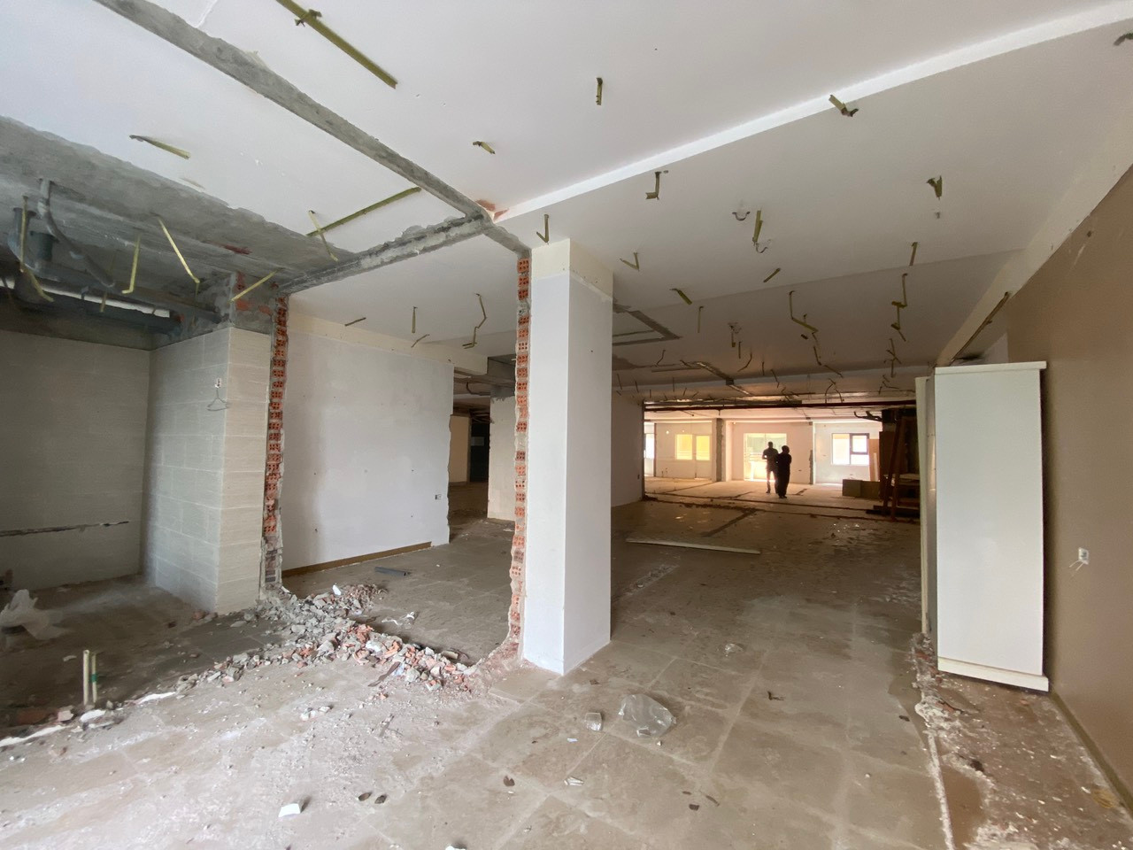 Việc tháo dỡ các công trình vi phạm còn lại sẽ tiếp tục trong thời gian tới.