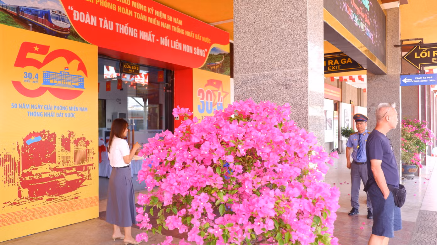 Tại sự kiện lịch sử này, TP Đà Nẵng cũng sẽ tổ chức các hoạt động biểu diễn nghệ thuật, trống hội chào mừng, nhạc cụ dân tộc trong khu vực phòng đợi tàu, lễ chào đón còn có màn biểu diễn thả chim bồ câu hòa bình. Hành khách trên chuyến tàu sẽ được tặng hoa và quà lưu niệm.
