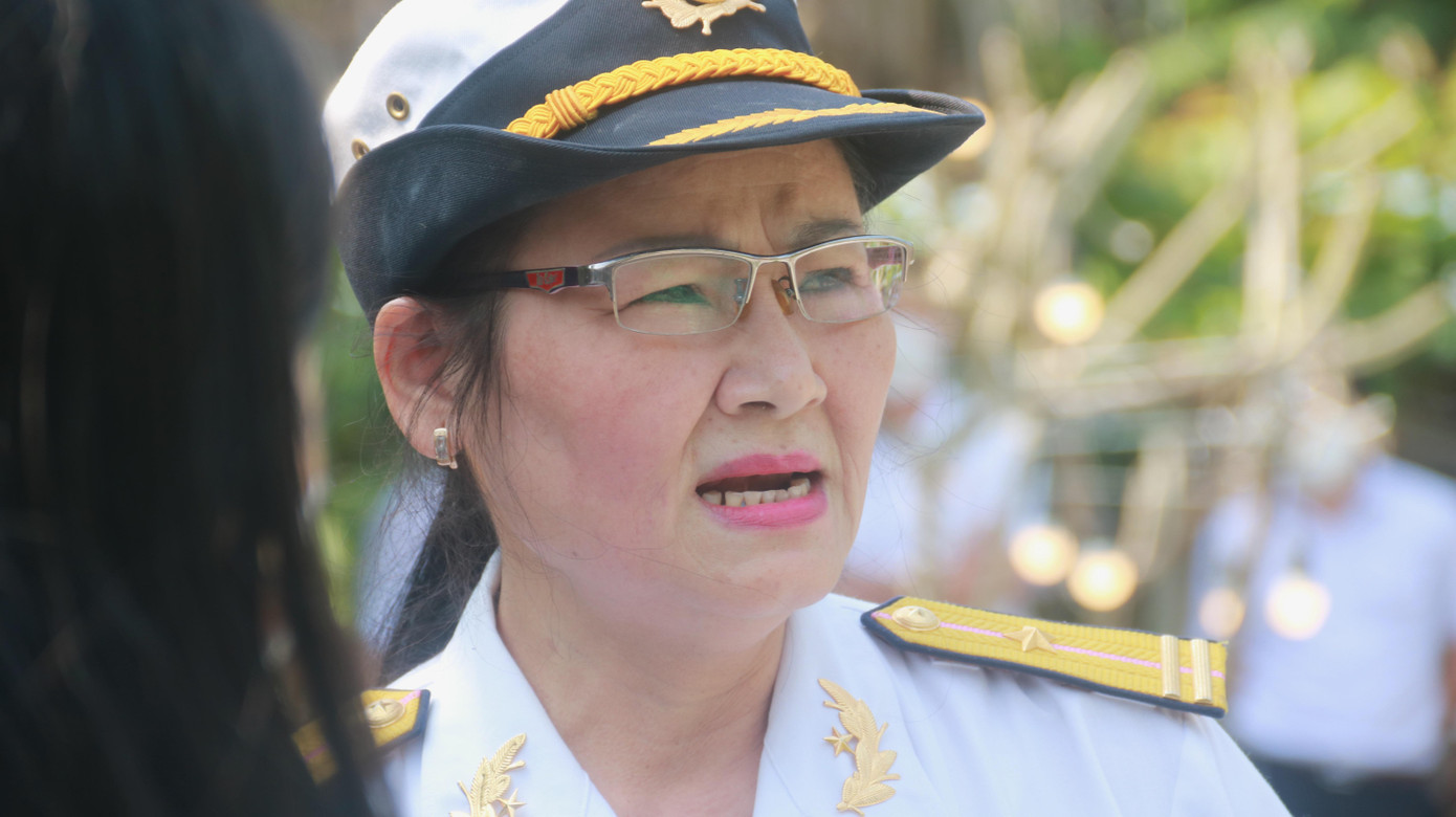 Đã 34 năm, chị Nguyễn Thị Bích Lạc, vợ liệt sĩ Thượng úy Trần Văn Phòng (quê Thái Bình) vẫn nhớ như in những kỷ niệm về chồng mình. Đã 34 năm, chị Nguyễn Thị Bích Lạc, vợ liệt sĩ Thượng úy Trần Văn Phòng (quê Thái Bình) vẫn nhớ như in những kỷ niệm về chồng mình.