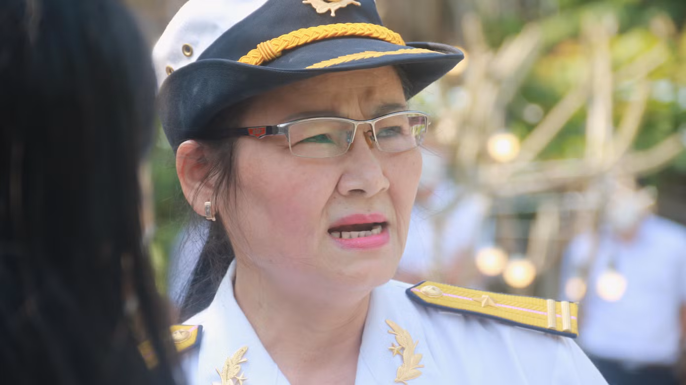 Đã 34 năm, chị Nguyễn Thị Bích Lạc, vợ liệt sĩ Thượng úy Trần Văn Phòng (quê Thái Bình) vẫn nhớ như in những kỷ niệm về chồng mình.