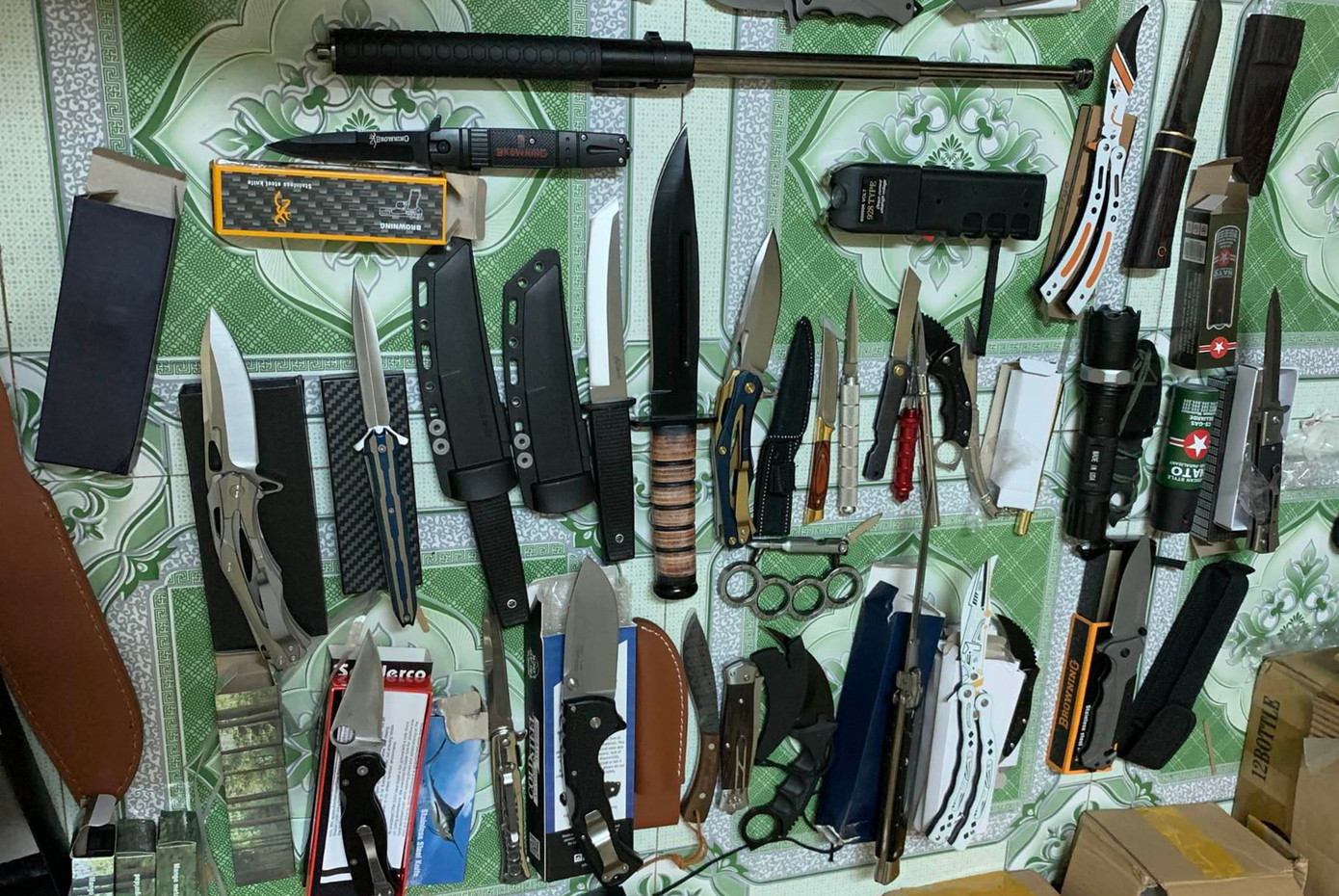 Số hung khí được phát hiện tại nhà đối tượng Hải. Số hung khí được phát hiện tại nhà đối tượng Hải.