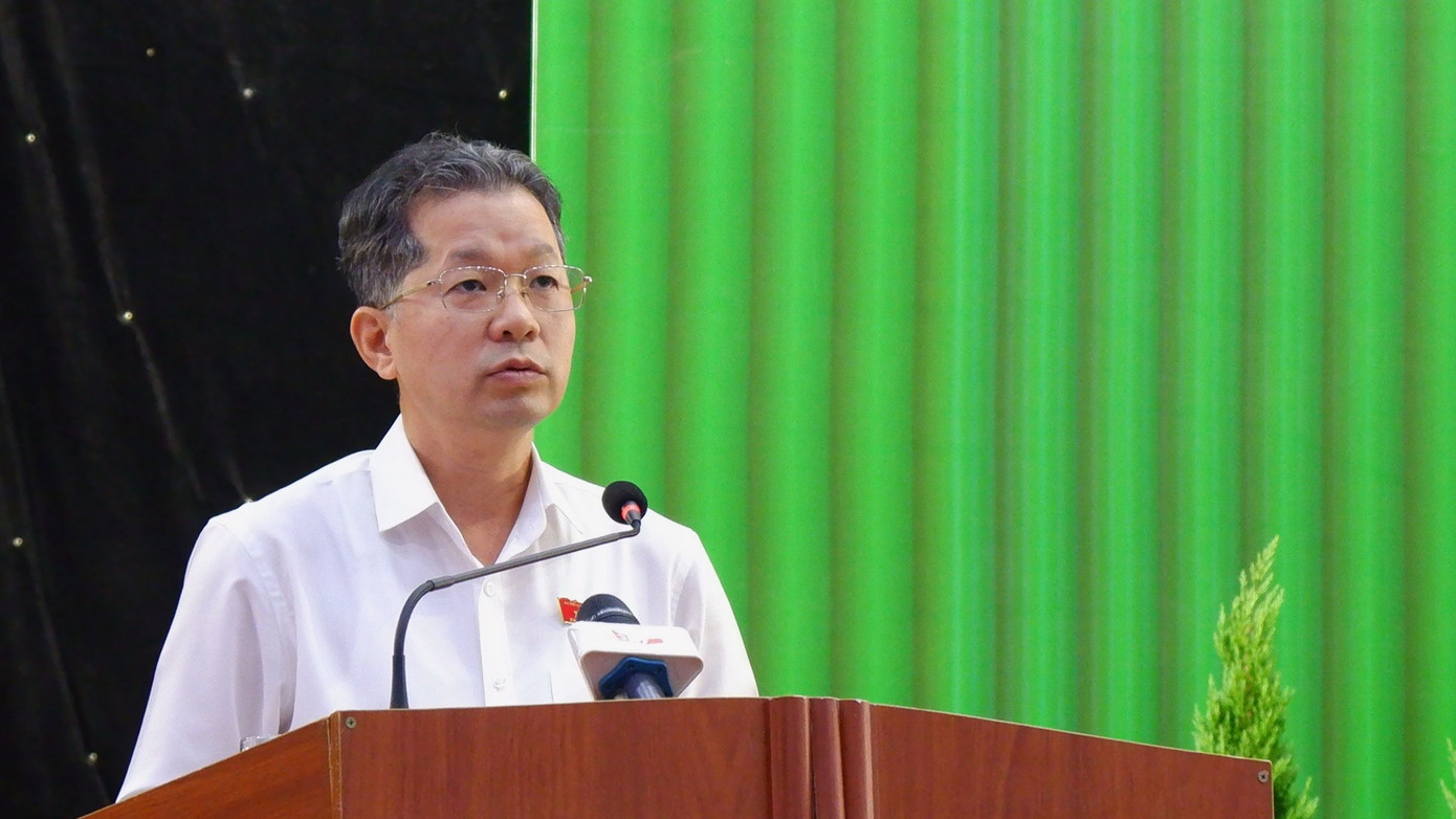 Ông Nguyễn Văn Quảng, Bí thư Thành ủy Đà Nẵng phát biểu tại buổi tiếp xúc cử tri. Ông Nguyễn Văn Quảng, Bí thư Thành ủy Đà Nẵng phát biểu tại buổi tiếp xúc cử tri.