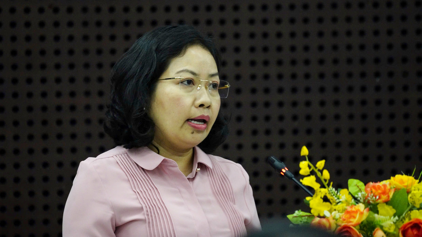 Bà Lê Thị Kim Phương - Giám đốc Sở Công Thương TP Đà Nẵng - trả lời câu hỏi tại họp báo.